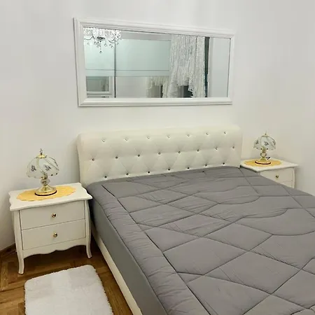 Apartman Lara